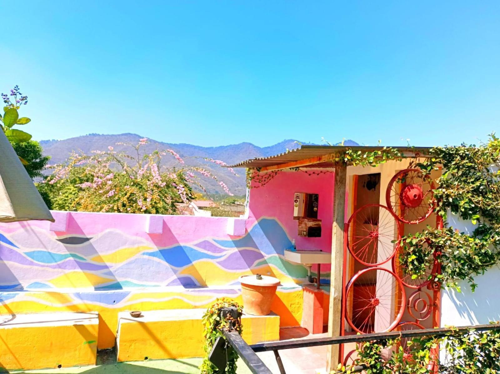 Amura Hostal Antigua Екстер'єр фото